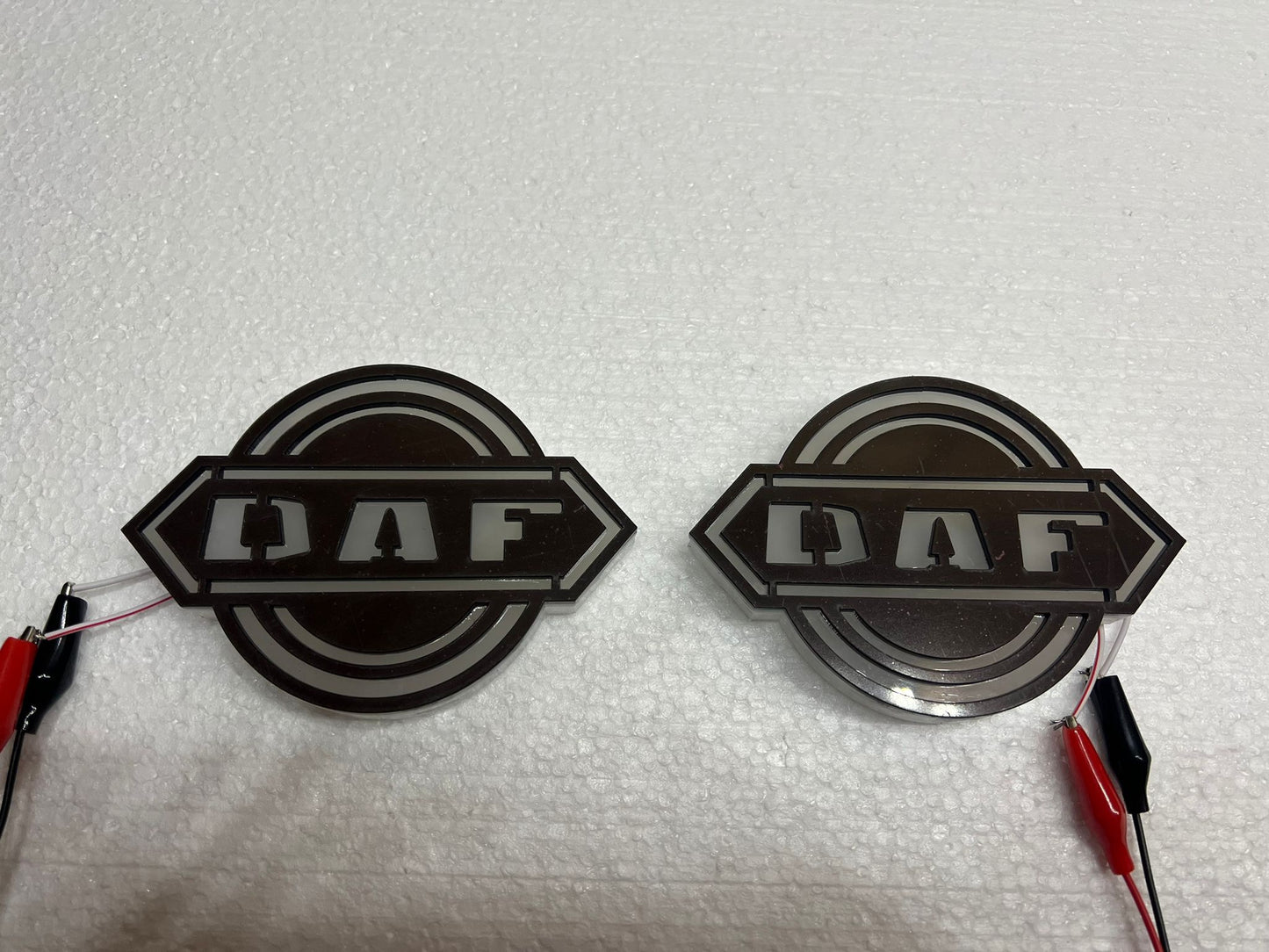 DAF Grille Logo Zwart-Wit LED