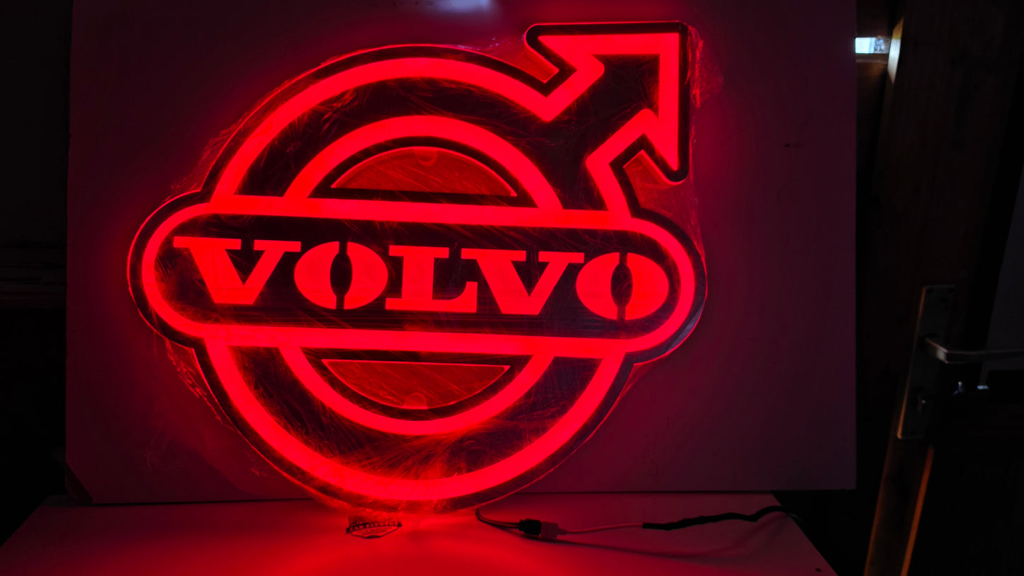 VOLVO