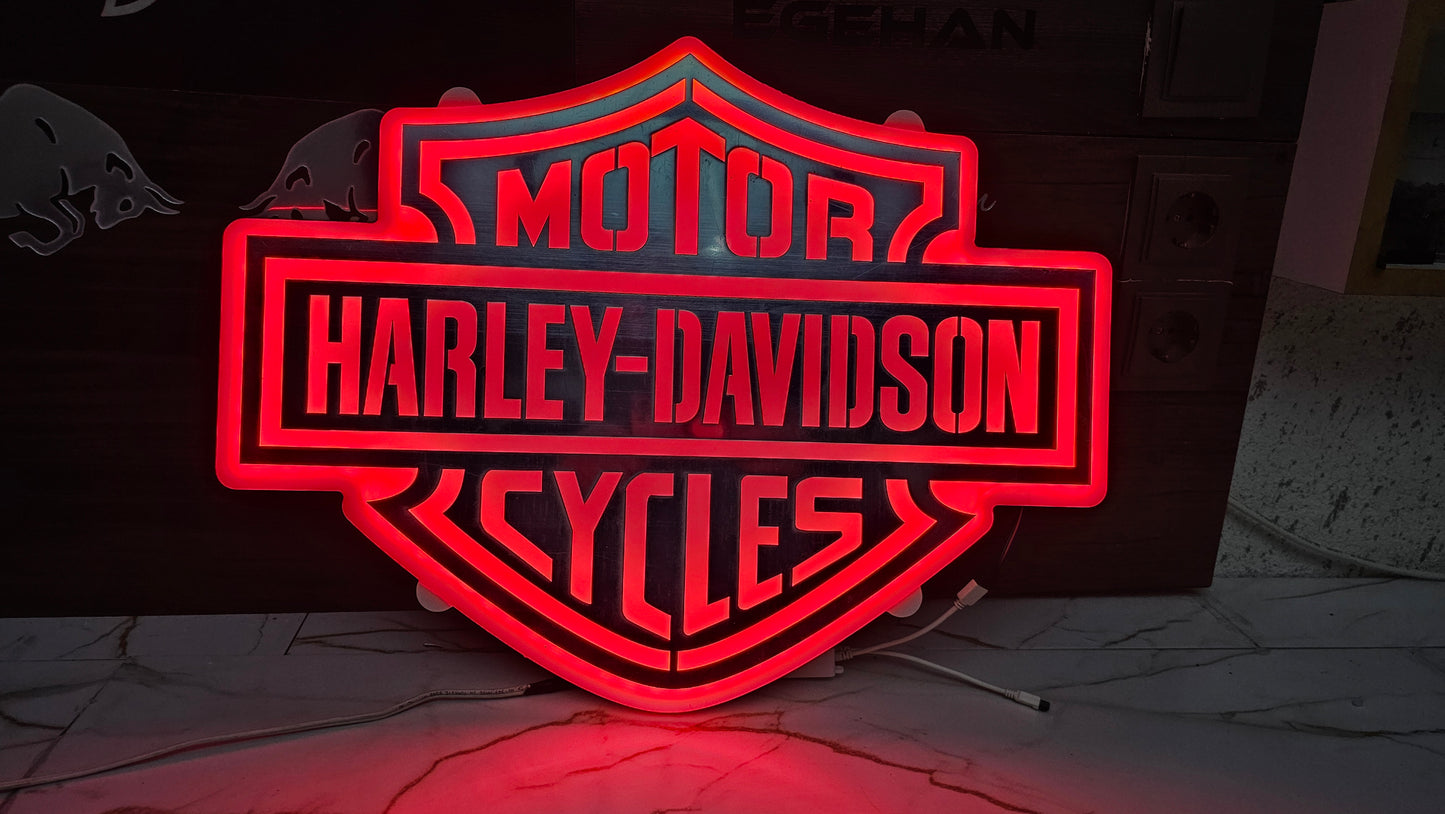 HARLEY DAVIDSON